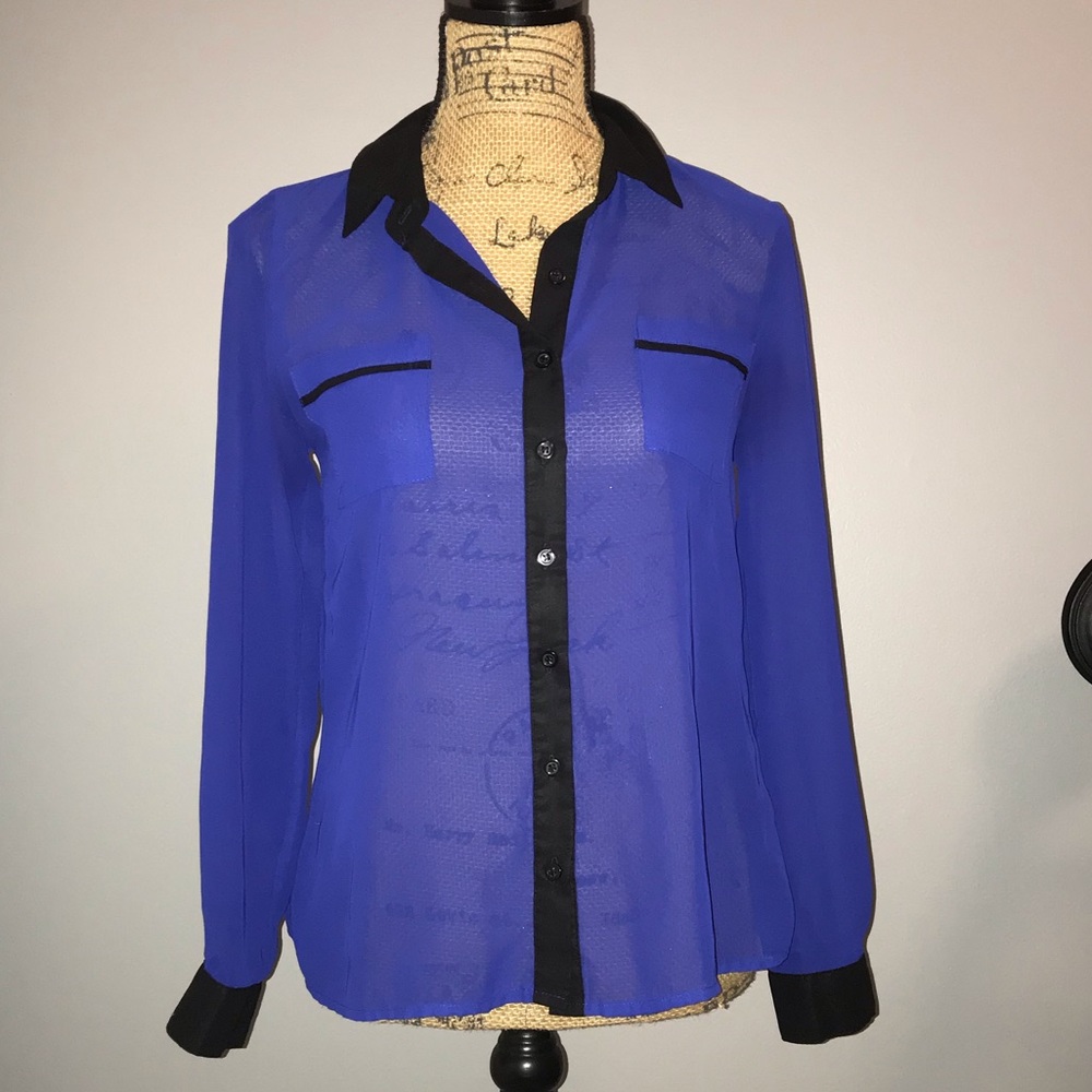 Women’s Blouse